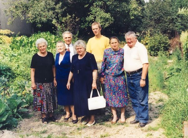 9_biala_rok_1999_original