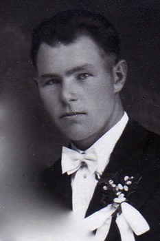 Fryderyk_adam_1933_-__small