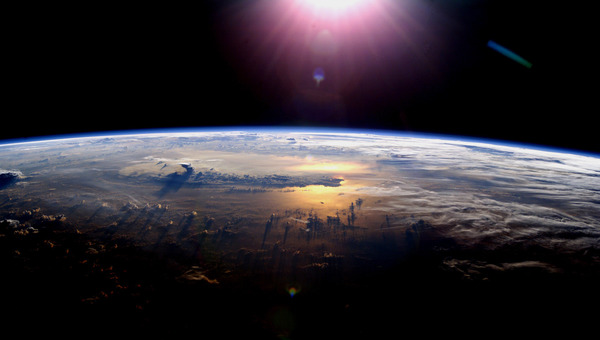 Earth_sun_large